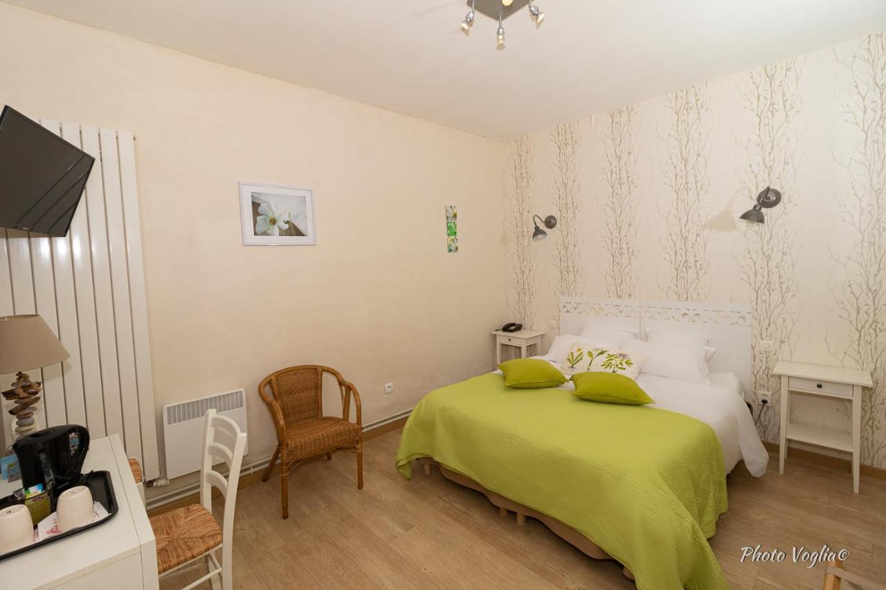 וילנדרי Logis Auberge Le Colombien - Hotel Et Restaurant מראה חיצוני תמונה