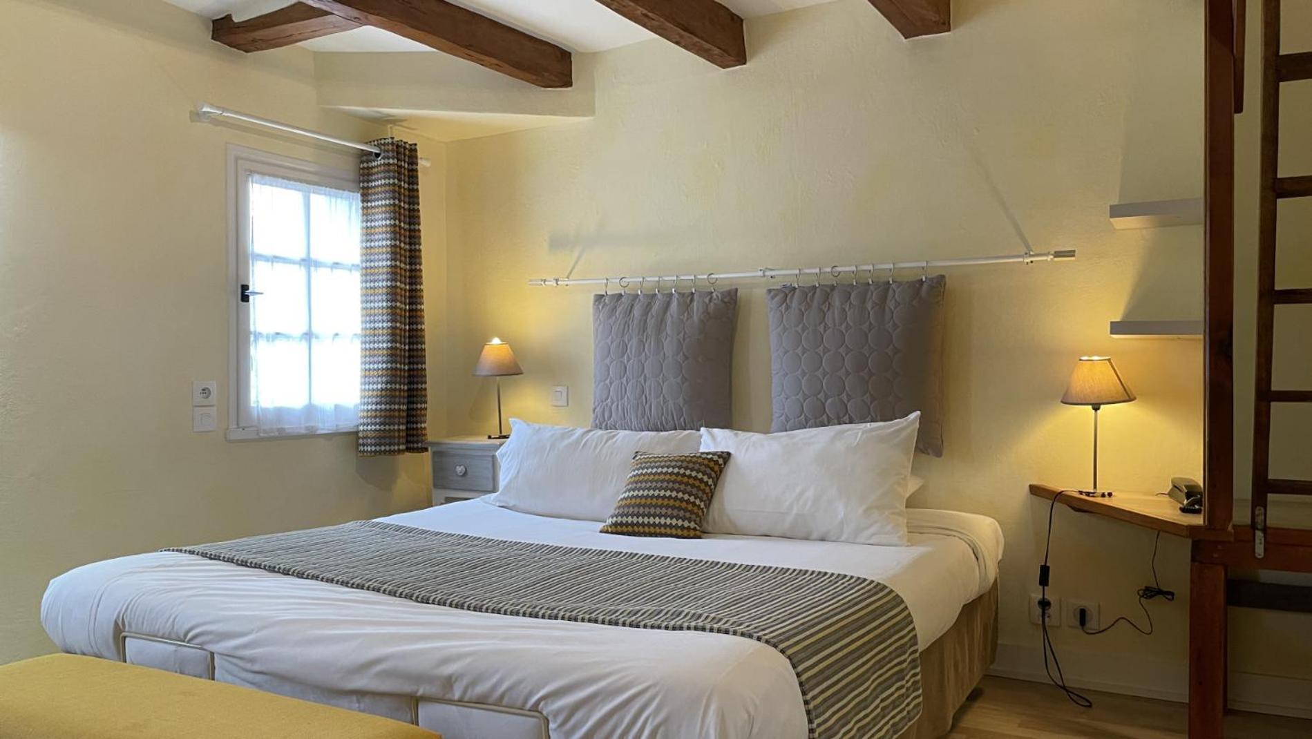 וילנדרי Logis Auberge Le Colombien - Hotel Et Restaurant מראה חיצוני תמונה