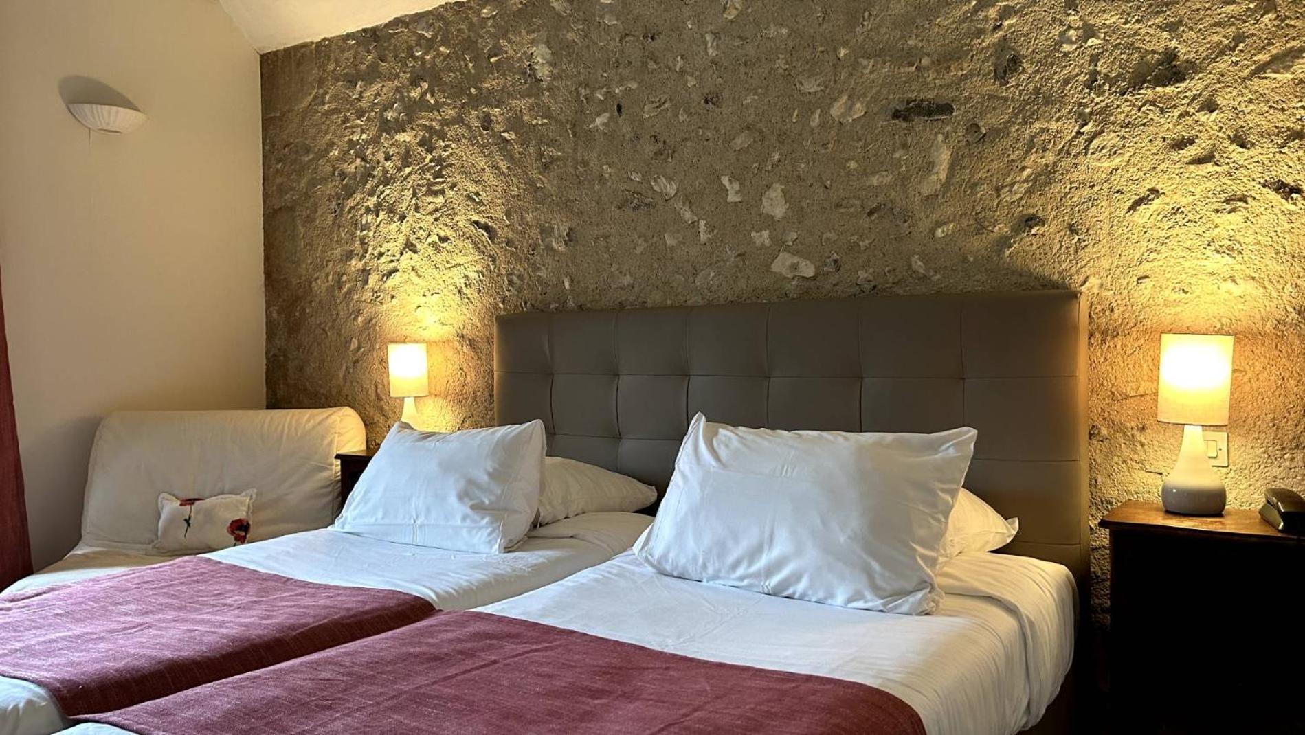 וילנדרי Logis Auberge Le Colombien - Hotel Et Restaurant מראה חיצוני תמונה