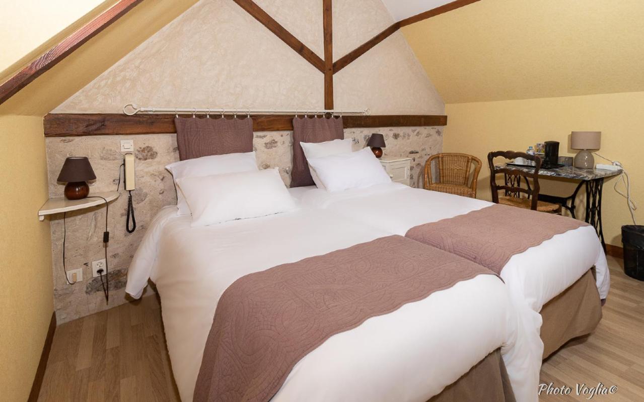 וילנדרי Logis Auberge Le Colombien - Hotel Et Restaurant חדר תמונה